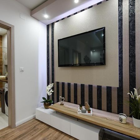 Shine Apartment Zadar Buitenkant foto
