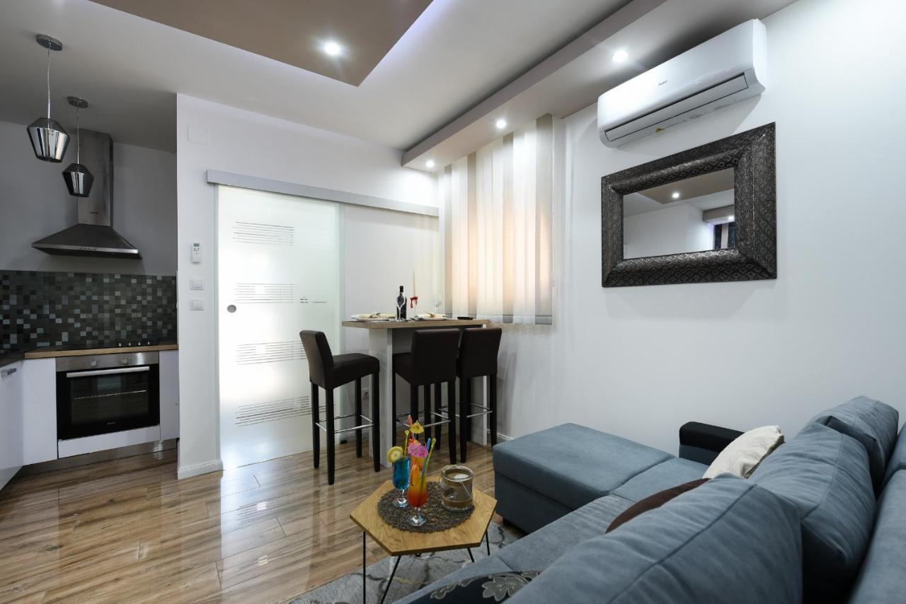 Shine Apartment Zadar Buitenkant foto