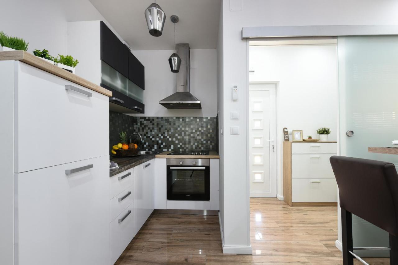 Shine Apartment Zadar Buitenkant foto