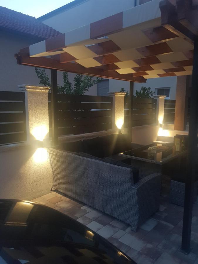 Shine Apartment Zadar Buitenkant foto